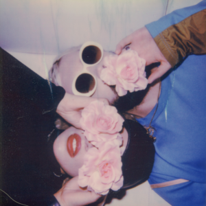 we used to laugh / 9 to 9 - flora cash