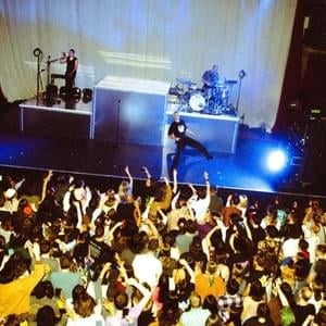 Never Been Better - Live - ​​half•alive (Ft. Tessa Violet)