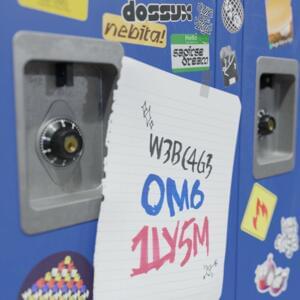 0M61LY5M - webcage (Ft. Can of Bliss, DossyX, Nebita & saoirse dream)