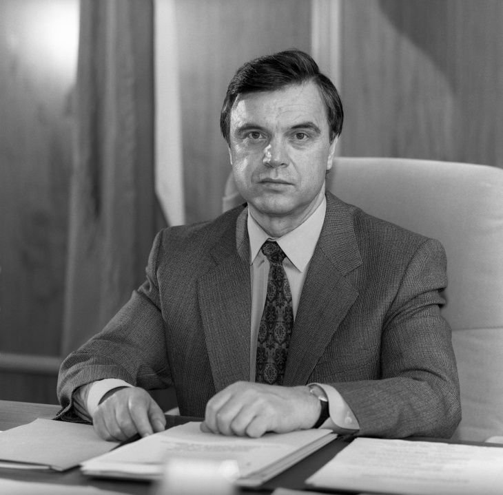 Руслан Имранович Хасбулатов