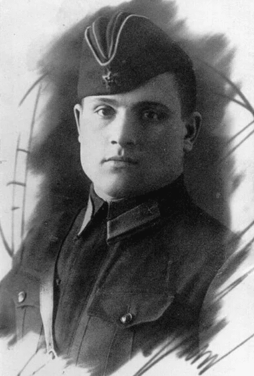 Михаил Петрович Девятаев