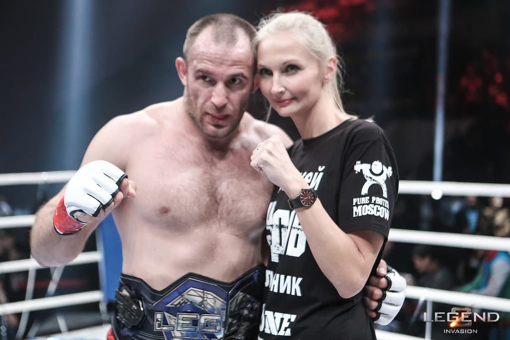 Алексей Олейник