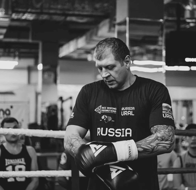 Александр Владимирович Емельяненко