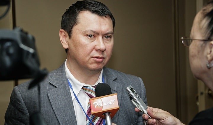Рахат Алиев