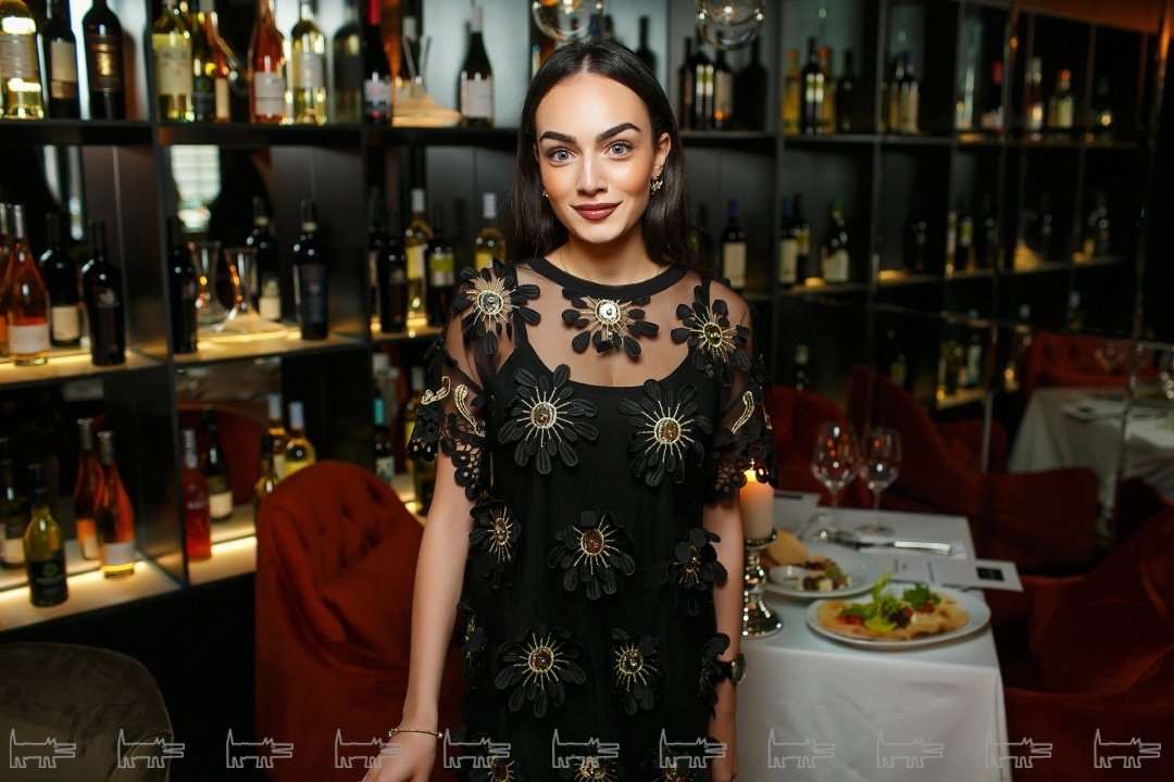 Анна Егоян
