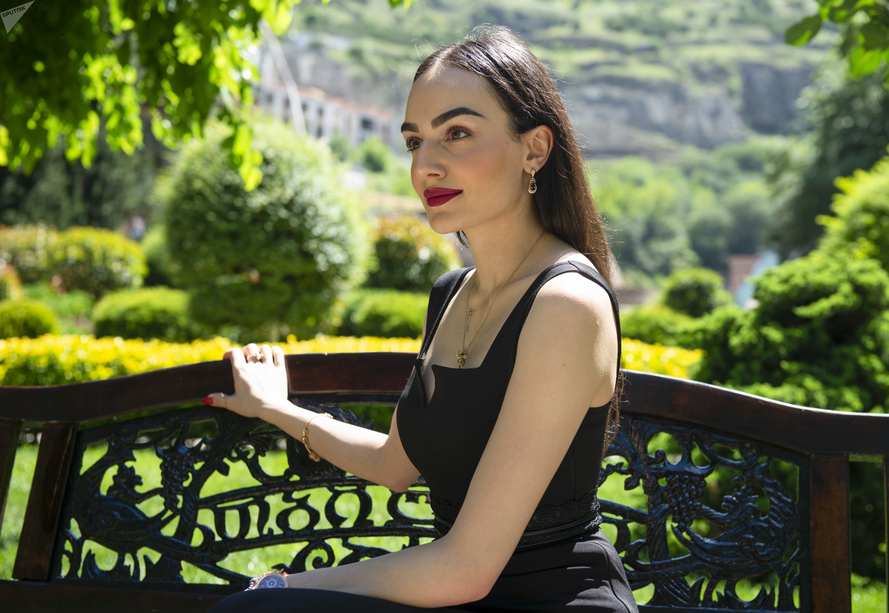 Анна Егоян