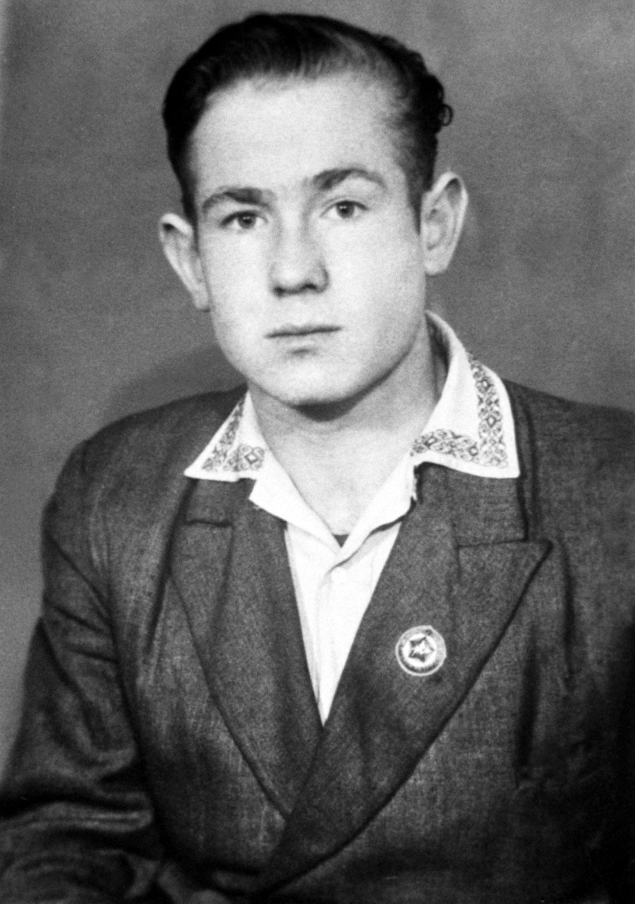 Алексей Архипович Леонов