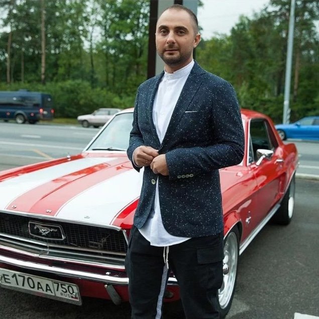 Демис Карибидис