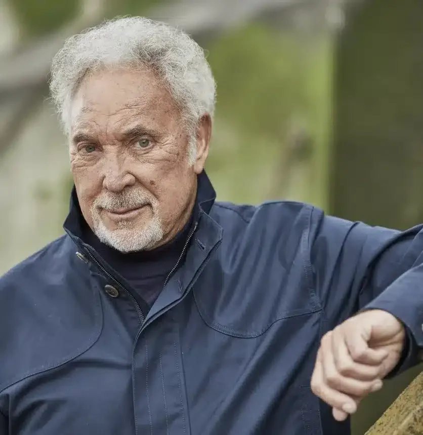Том Джонс (Tom Jones)