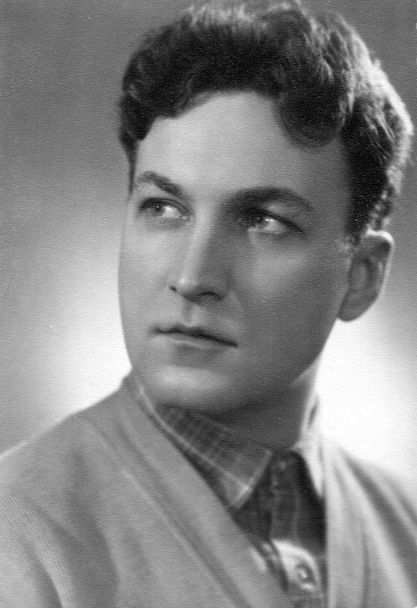 Лев Александрович Поляков