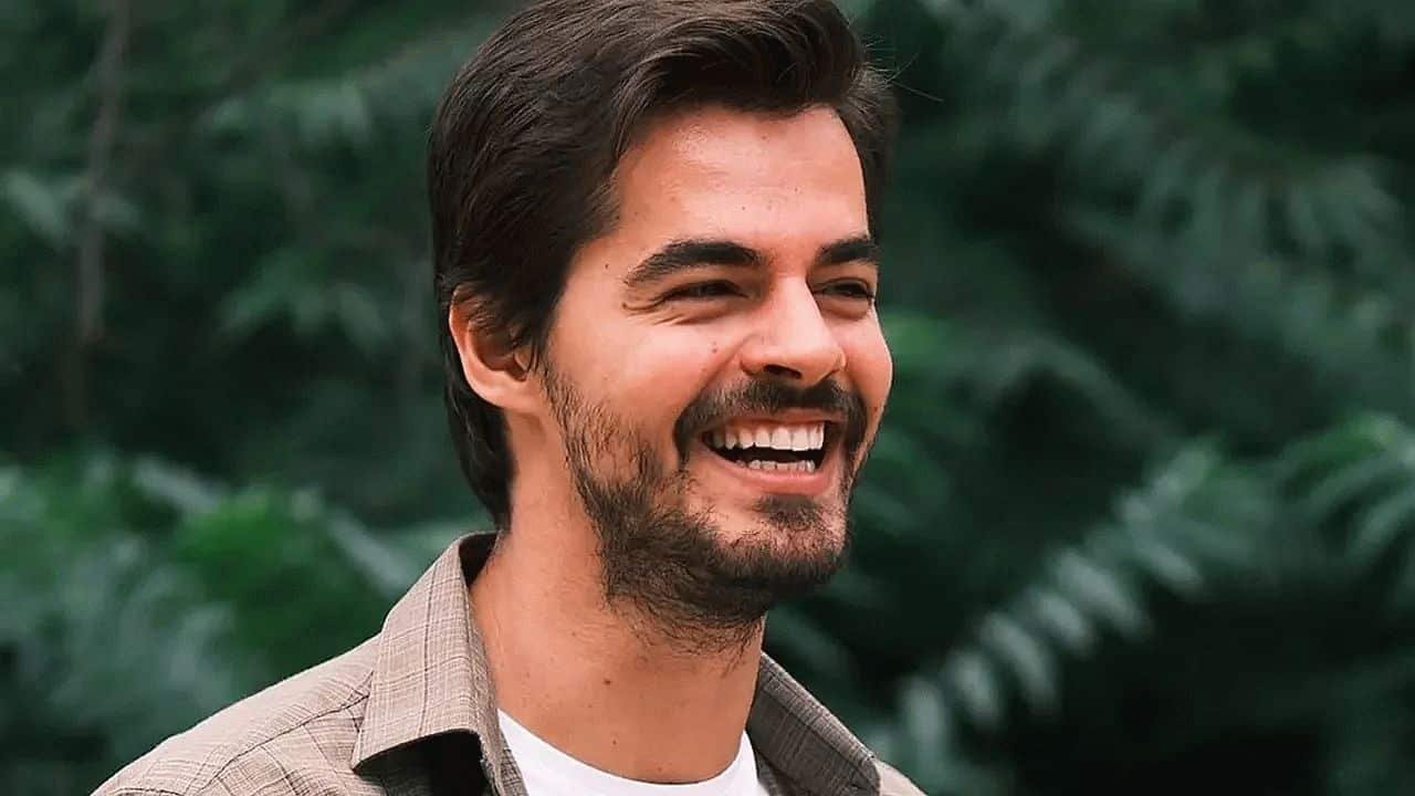 Берк Атан