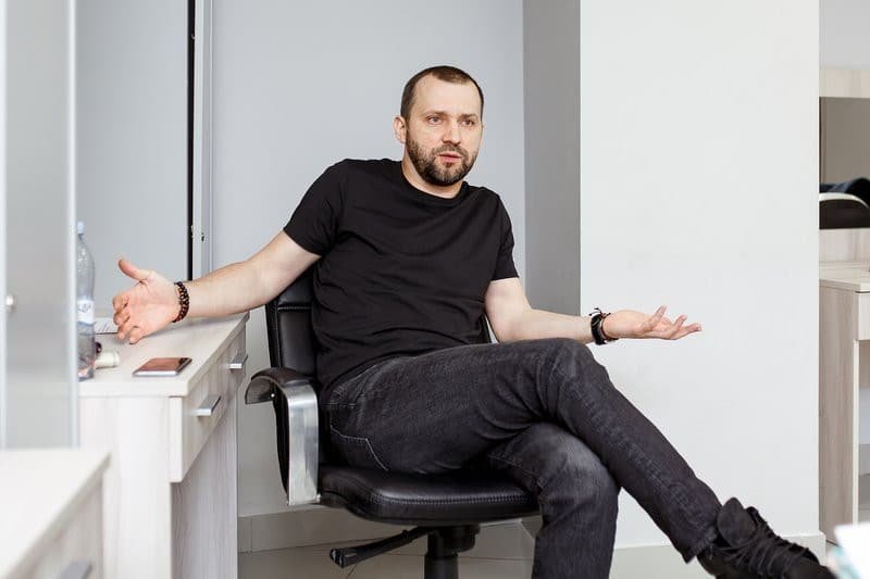 Руслан Викторович Белый