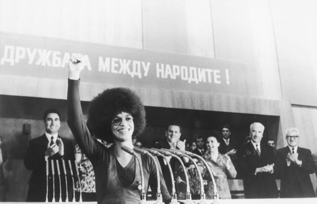 Анджела Дэвис