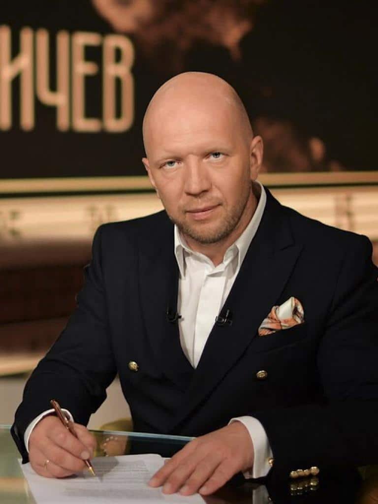 Анатолий Александрович Кузичев
