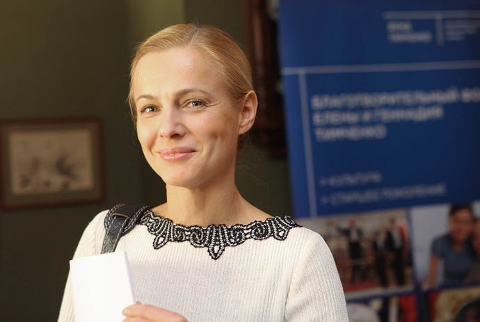 Елена Кизякова