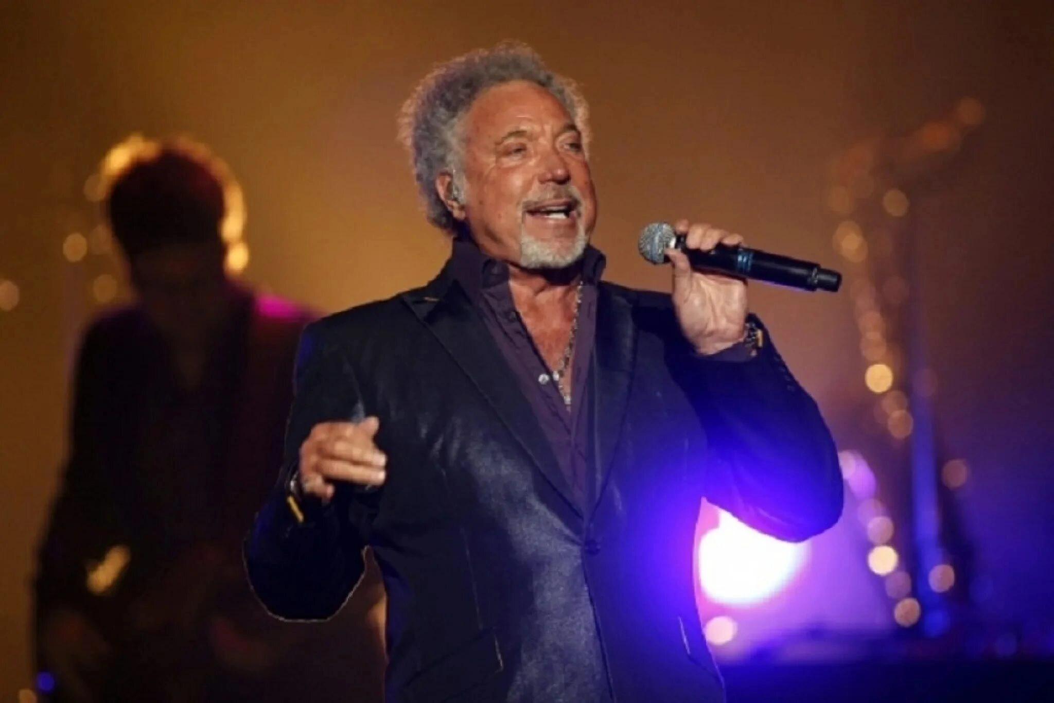 Том Джонс (Tom Jones)