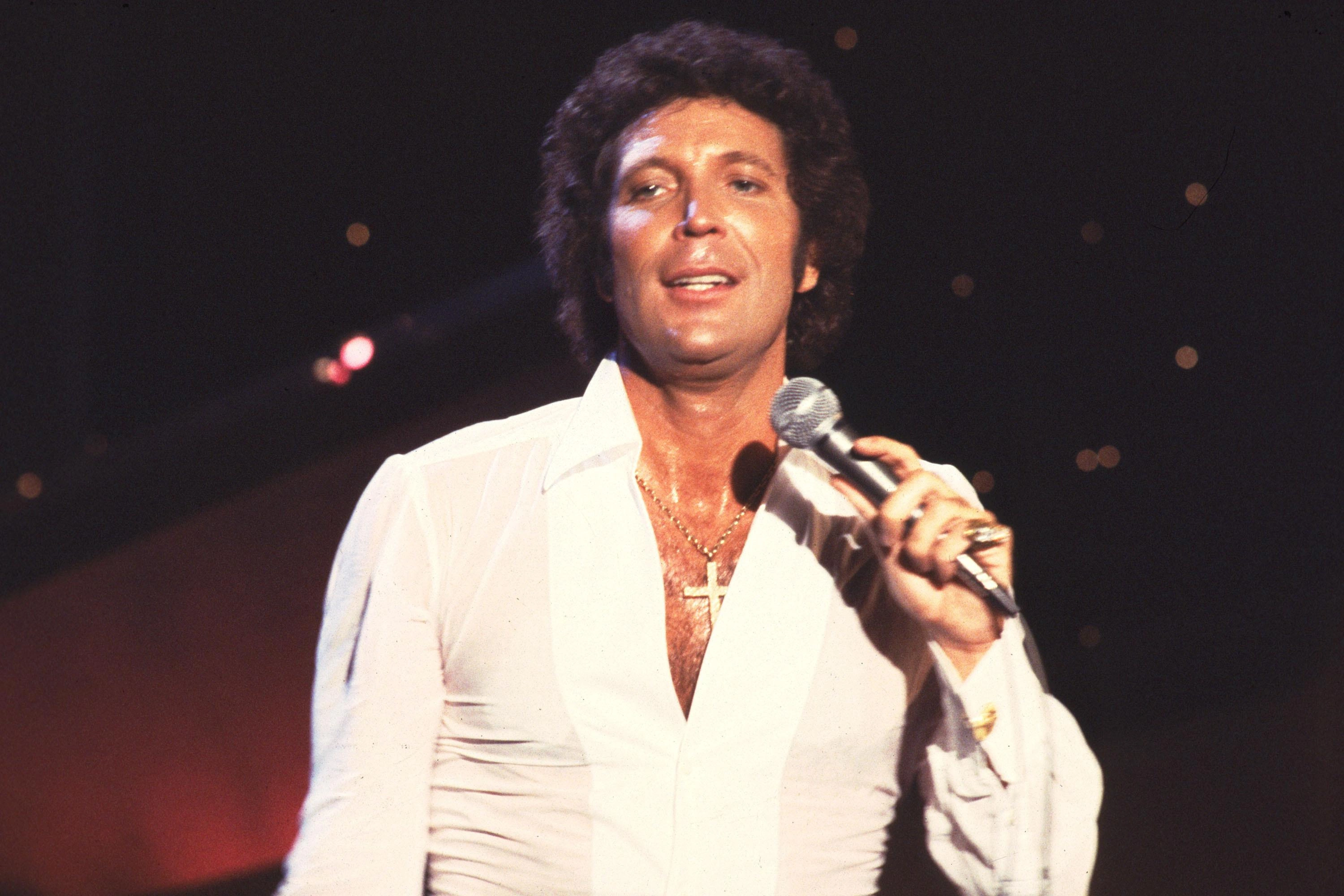 Том Джонс (Tom Jones)