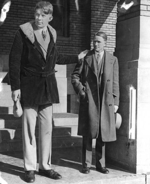 Роберт Уодлоу - самый высокий человек в мире 