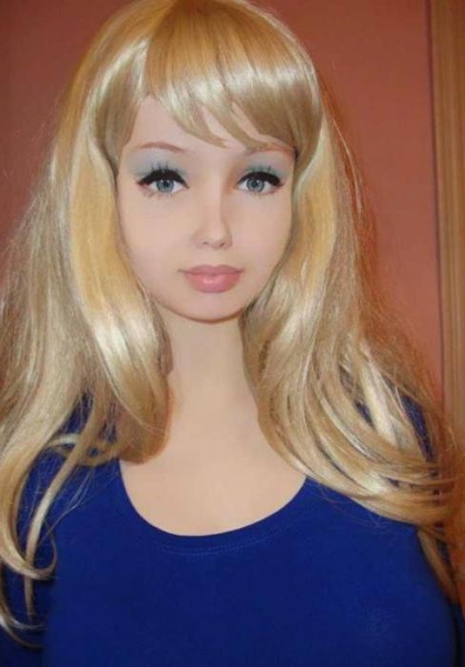 Живая кукла Лолита Ричи – новая звезда интернета